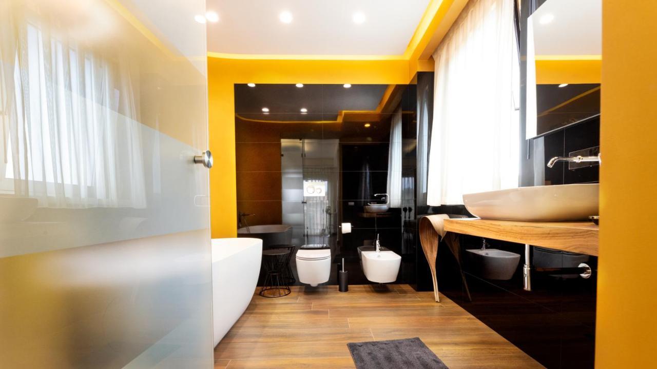 Zaffiro Lavico Rooms Etna Nature Sea Acireale Ngoại thất bức ảnh