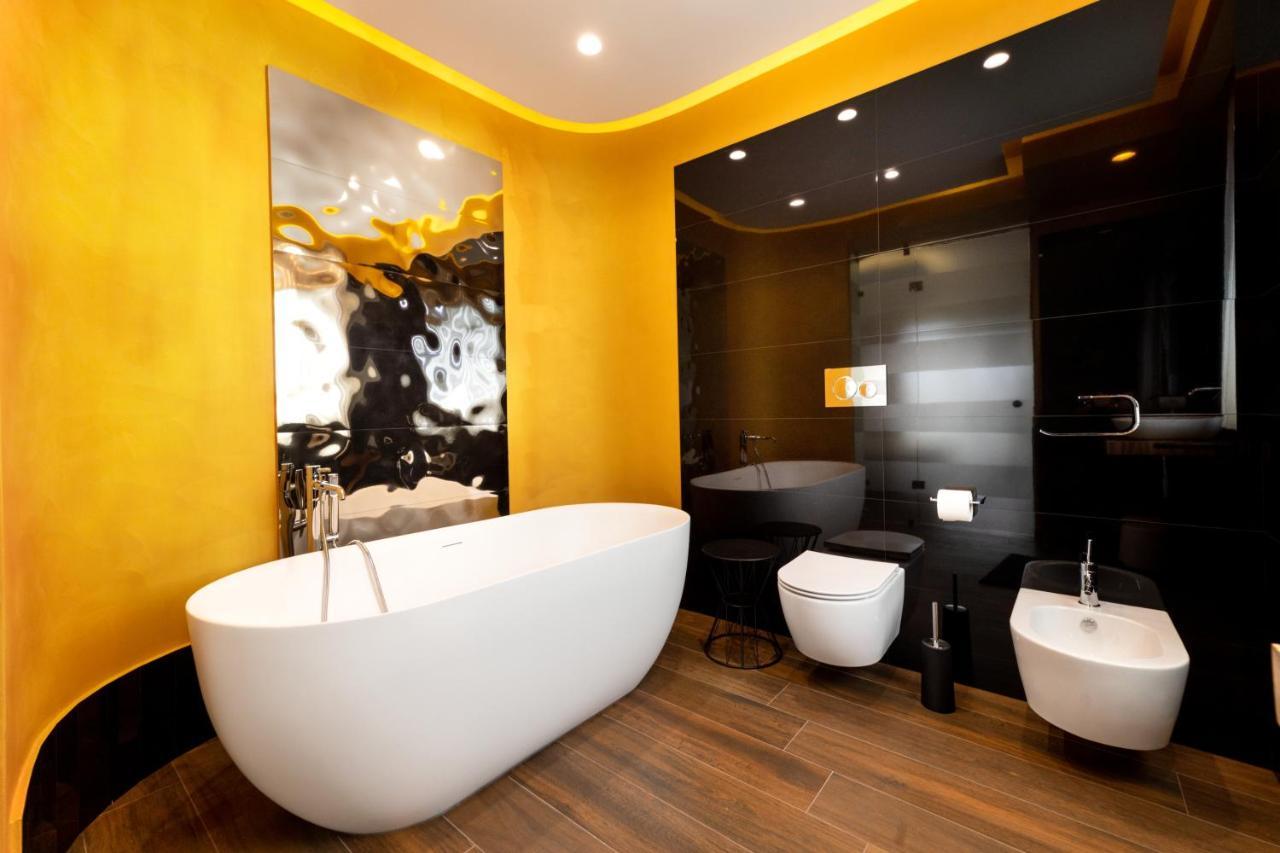 Zaffiro Lavico Rooms Etna Nature Sea Acireale Ngoại thất bức ảnh