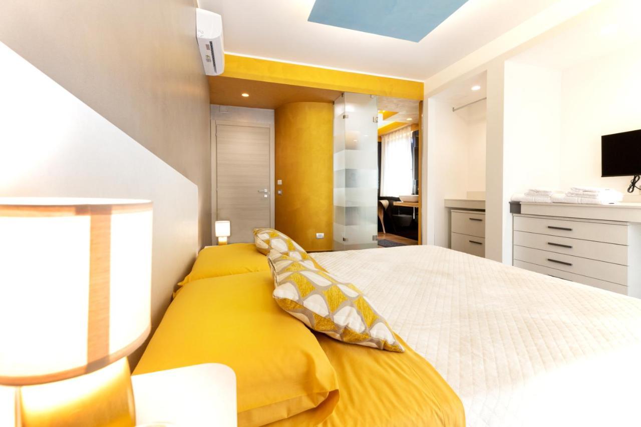 Zaffiro Lavico Rooms Etna Nature Sea Acireale Ngoại thất bức ảnh